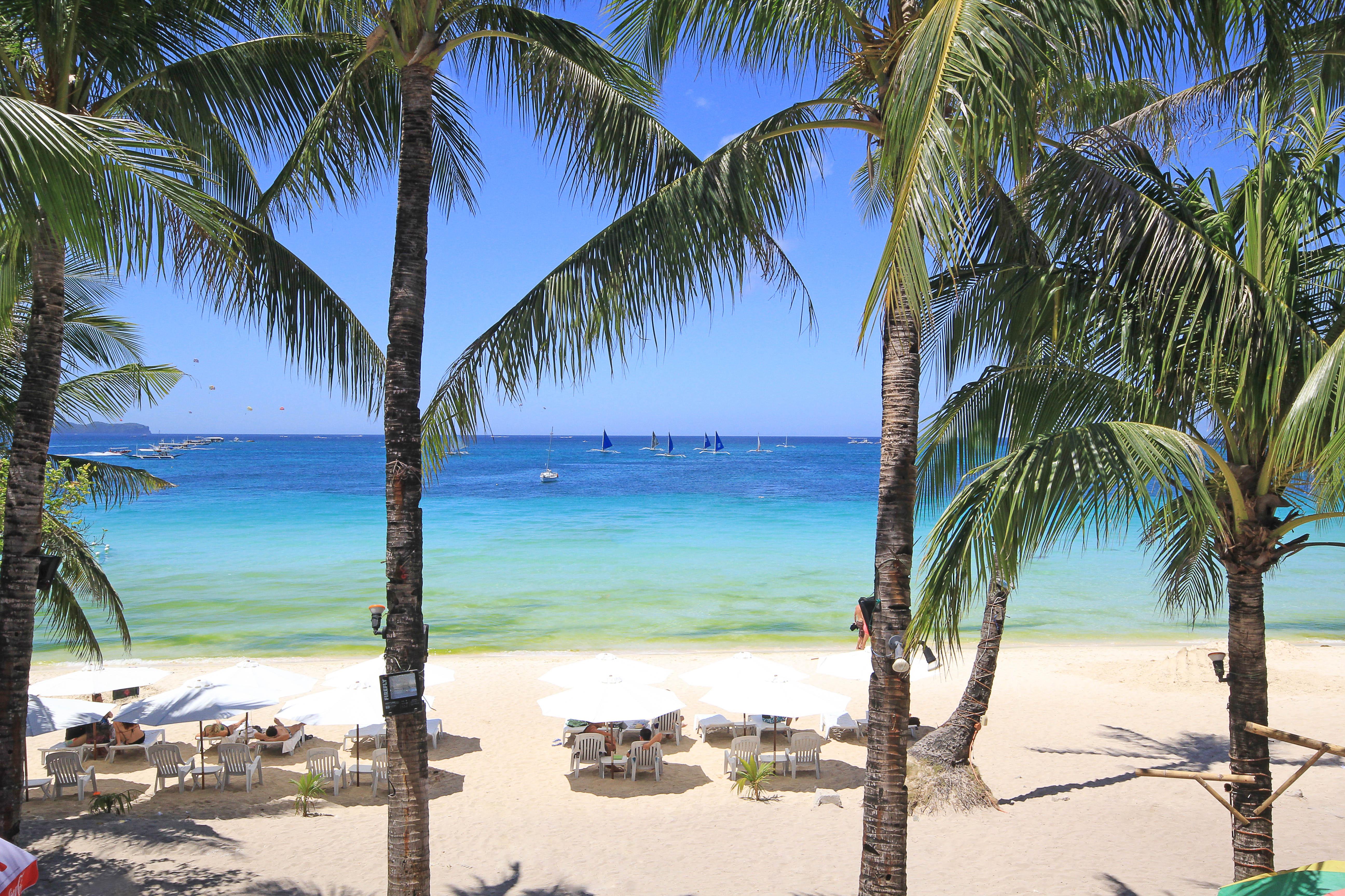 Bamboo Beach Resort & Restaurant Manoc-Manoc Bagian luar foto