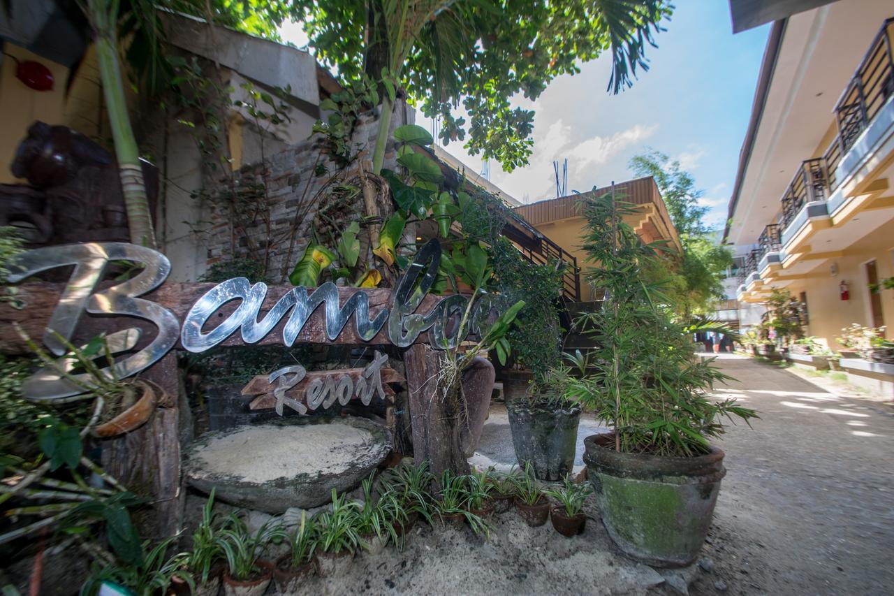 Bamboo Beach Resort & Restaurant Manoc-Manoc Bagian luar foto