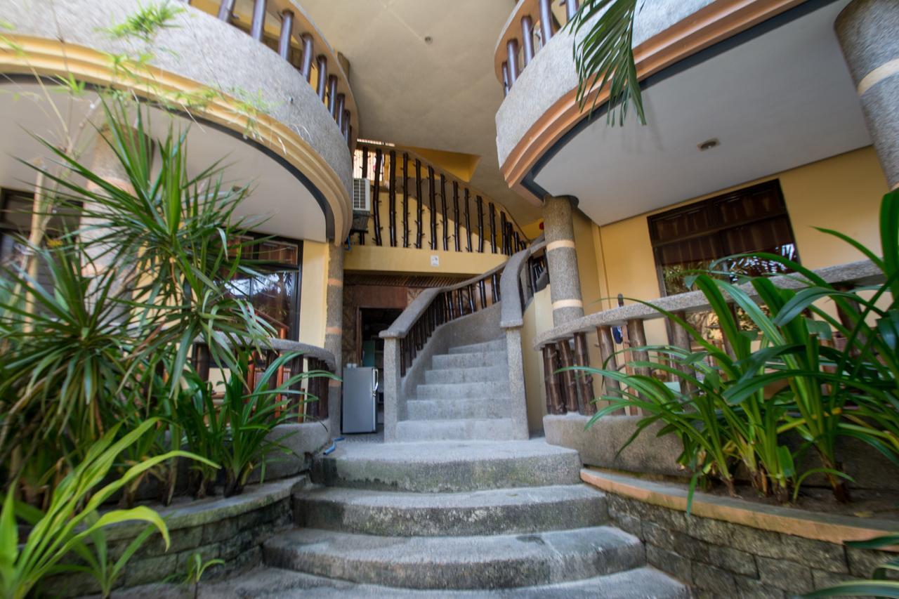 Bamboo Beach Resort & Restaurant Manoc-Manoc Bagian luar foto